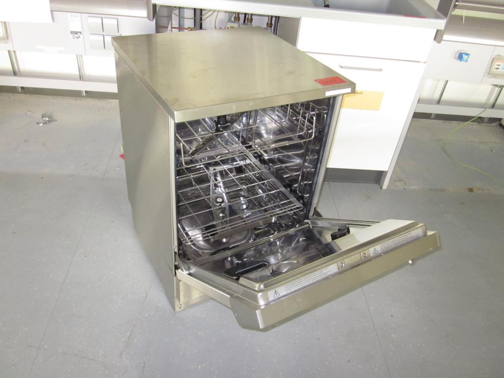 Miele Professional G7883 Laborspülmaschine gebraucht kaufen (Auction Premium) | NetBid Industrie-Auktionen