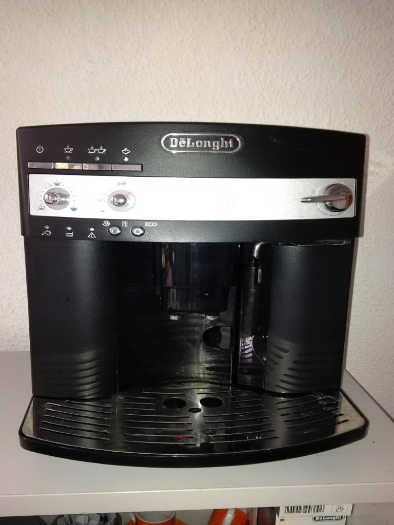 DeLonghi ESAM 3000- ESAM 3200 Kaffeevollautomat (VK-Nr. 2016-15) gebraucht kaufen (Auction Premium) | NetBid Industrie-Auktionen